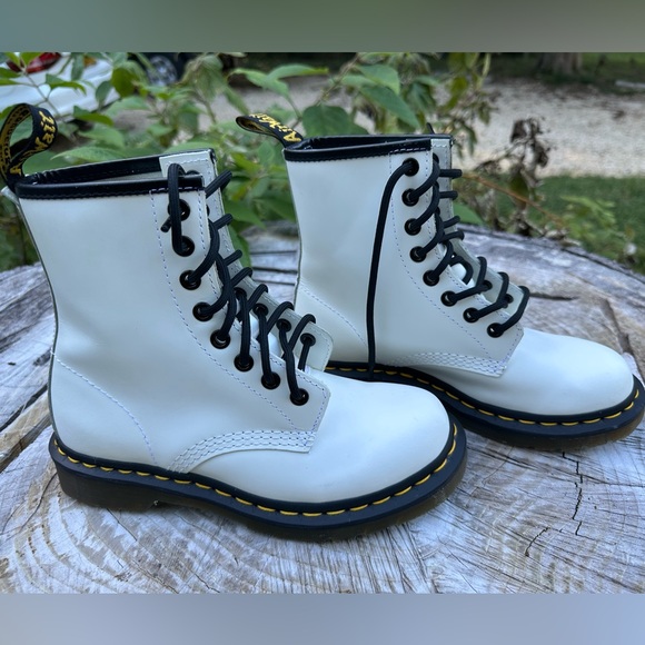 Dr. Martens 1460 White Leather 8 Eye Combat Boots Women’s 5 EU36 NO INSOLES Punk - Picture 4 of 13